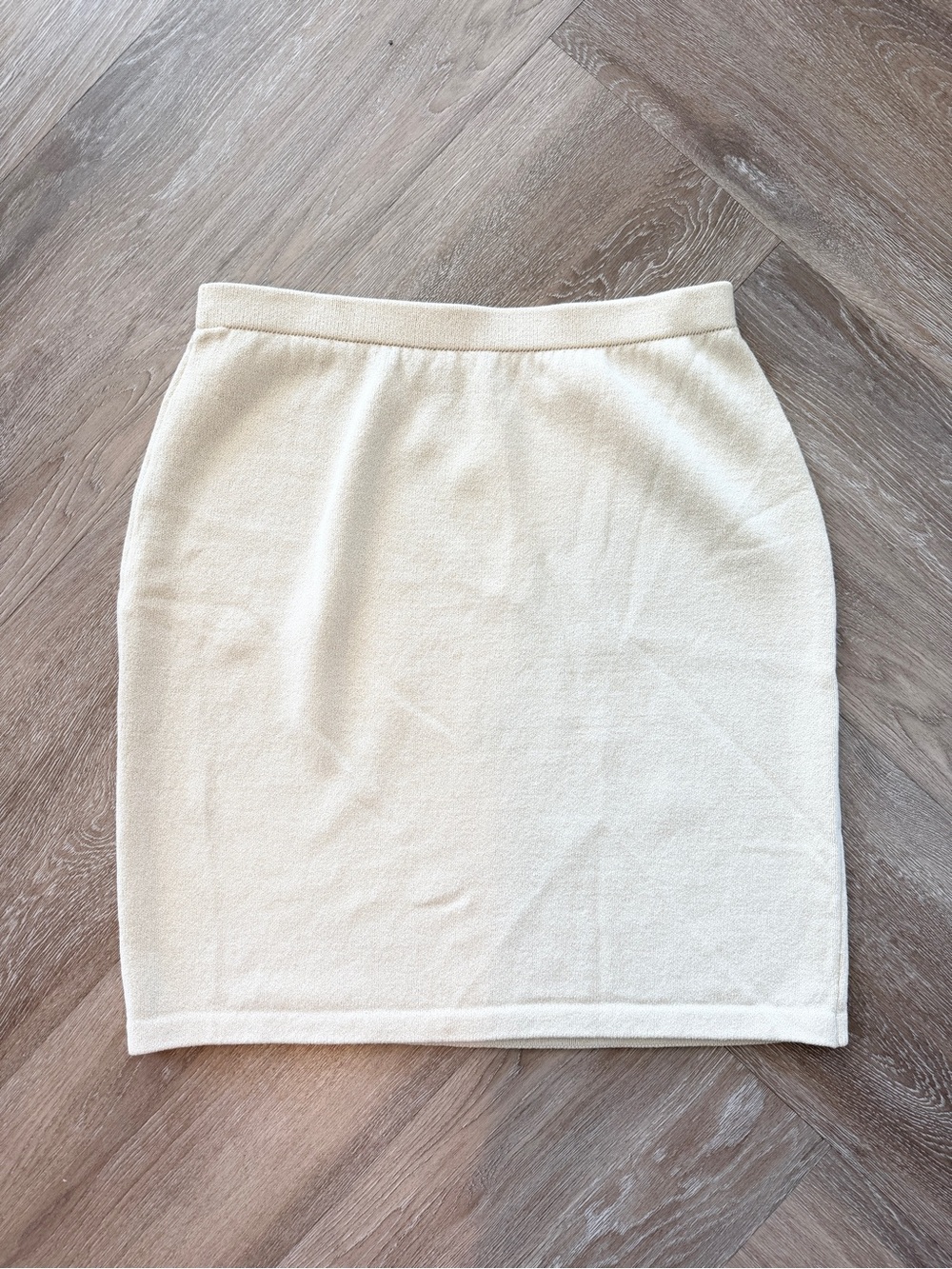 St. John Collection Cream Knit Pull On Wool Blend Pencil Knee Skirt Size L